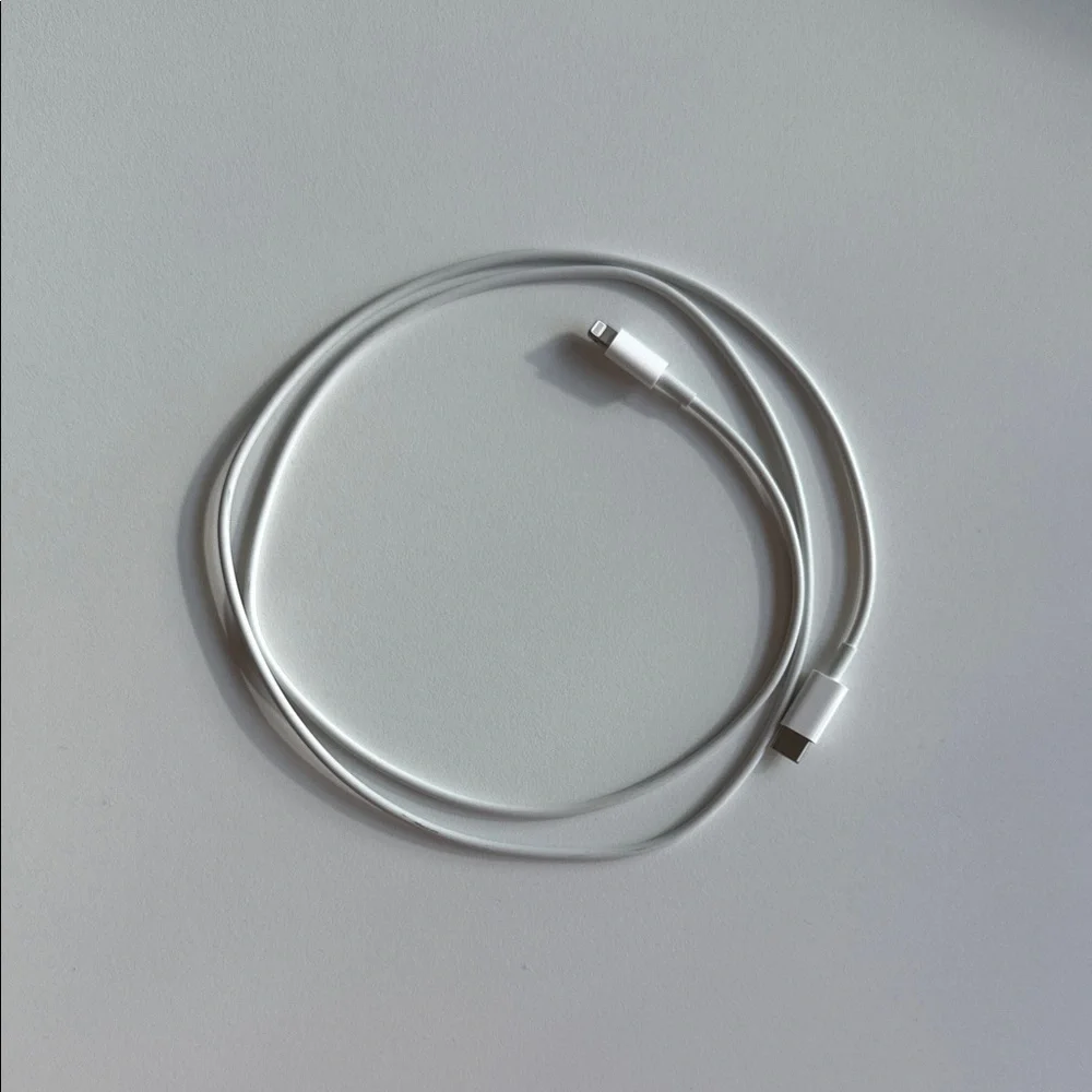 Apple USB-C to Lightning Cable